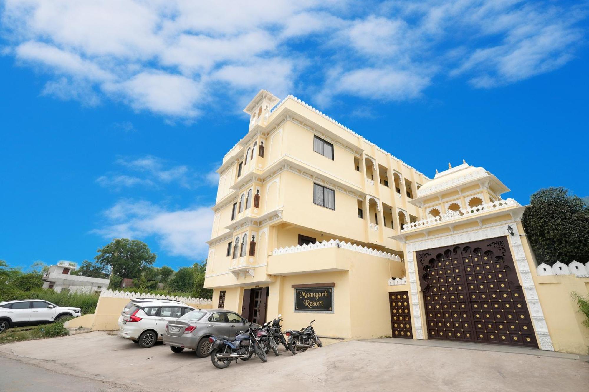 Maangarh Resorts Удайпур Екстер'єр фото